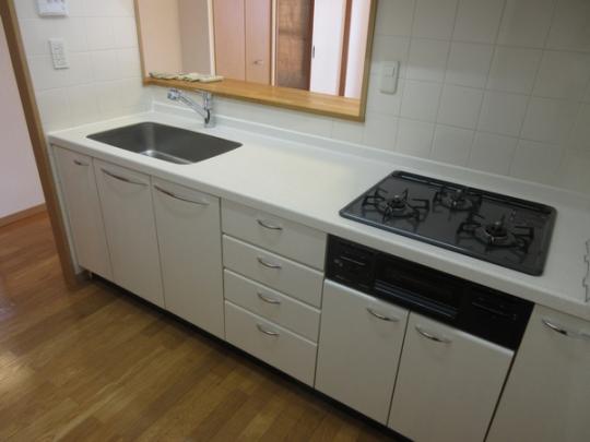 �y���̑��z�@�J�E���^�[�L�b�`��