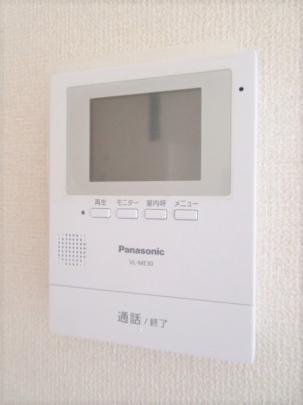 �y���̑��z�@���j�^�[�C���^�[�z��