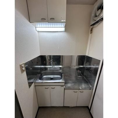 �y���̑��z�@�L�b�`��