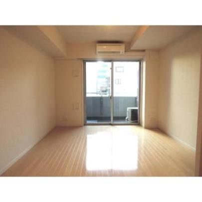 �y���̑��z�@���ʐ^�͓��^�C�v�Z�˂ł��B