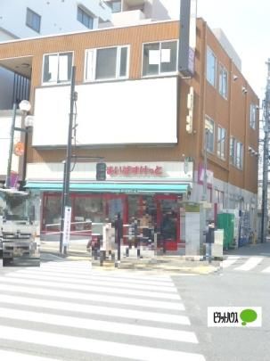 �y���Ӂz�@�܂��΂������Ƒ哇1���ړX�F142m