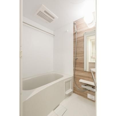 �y���̑��z�@�o�X�^�V�����[