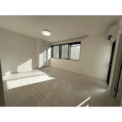 �y���̑��z�@���r���O