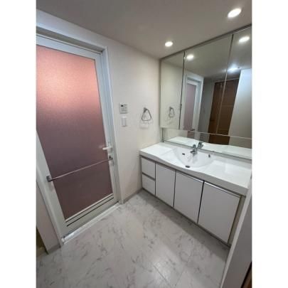 �y���̑��z�@�N���[�j���O�O�̂��ʐ^�ł�