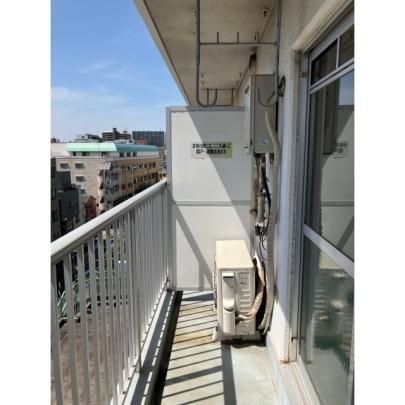 �y���̑��z�@�o���R�j�[