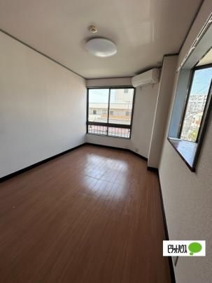 �y���̑��z�@���r���O