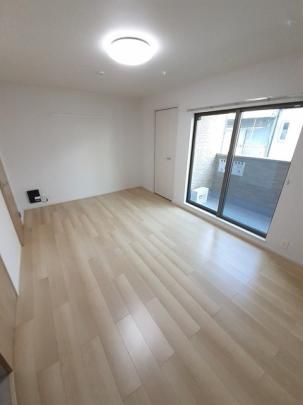 �y���̑��z�@���r���O