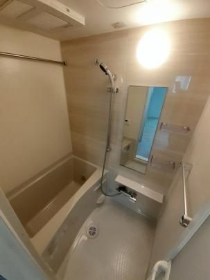 �y���̑��z�@�o�X�^�V�����[