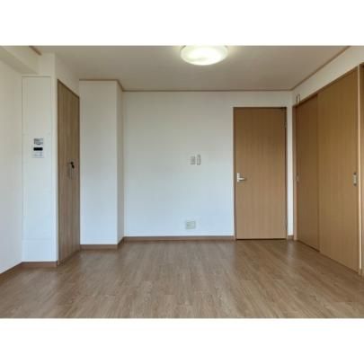 �y���̑��z�@���r���O