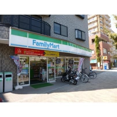 �y���Ӂz�@�t�@�~���[�}�[�g�哇�����ړX�F478m
