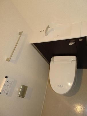 �y���̑��z�@�g�C��